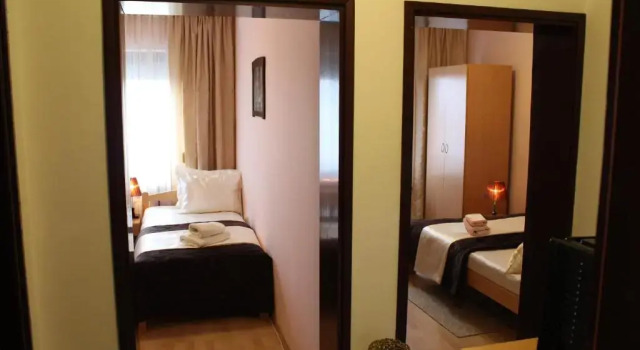 Апартаменты с 2 комнатами Guest Accommodation Zone