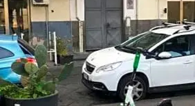 MARAVIGGHIA Catania centre, Забронировать Отель Катания Сицилия, рядом с Городской музей Беллини
