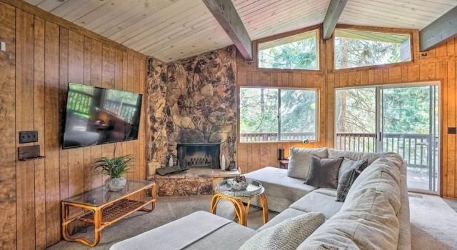 Lake Arrowhead Cabin w/ Mid-century Charm!