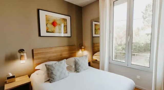 Номер Standard Hôtel Le Petit Castel