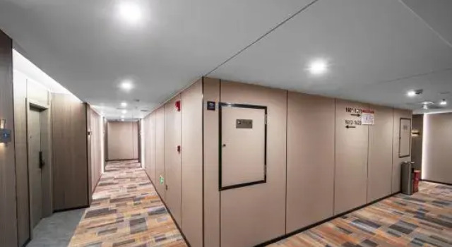 BeiMan Hotel (Zhongqing Longtou Temple, North Railway Station), Boek Hotel Chongqing Regio Chongqing