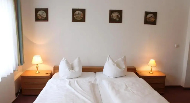 Апартаменты Adler Hotel Dresden