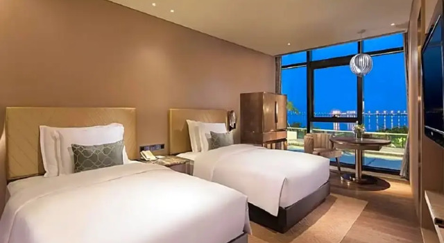Двухместный номер Deluxe с видом на океан Grand Bay Hotel Zhuhai