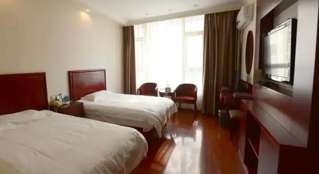Двухместный номер Business GreenTree Inn Jiujiang Shili Road Business Hotel