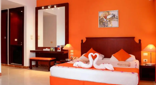 Полулюкс Fantazia Resort Marsa Alam
