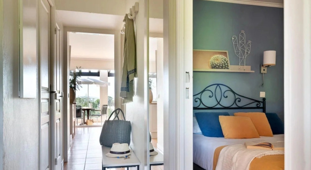 Beautiful French Riviera Apartment for 6