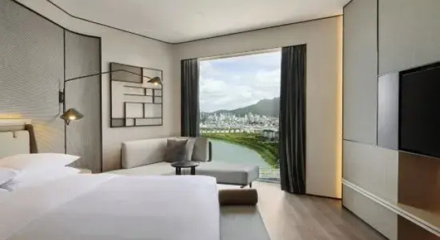 Dyrektorski suite z widokiem na rzekę Sheraton Taizhou Hotel