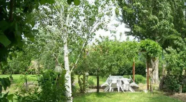 B&B Locanda Della Luna, Забронировать Отель «постель и завтрак» Отели Озера Тразимено с парковкой, Парковка
