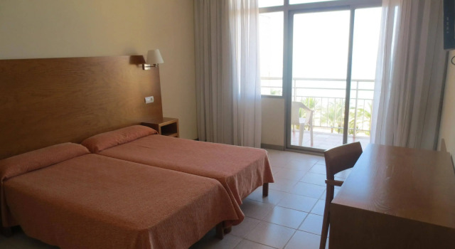 Hotel Riviera Playa, Rezerwuj Hotel Hotele w Majorka z parkingiem, Parking