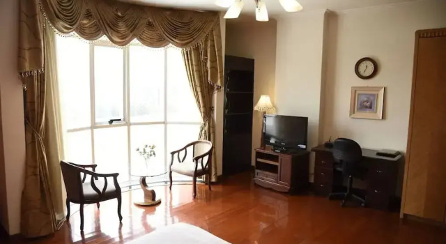 Апартаменты Presidential Diplomat Furnished Apartments