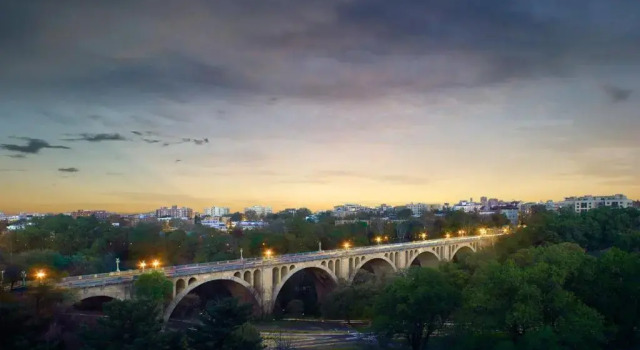 Четырёхместный номер Premier Omni Shoreham Hotel