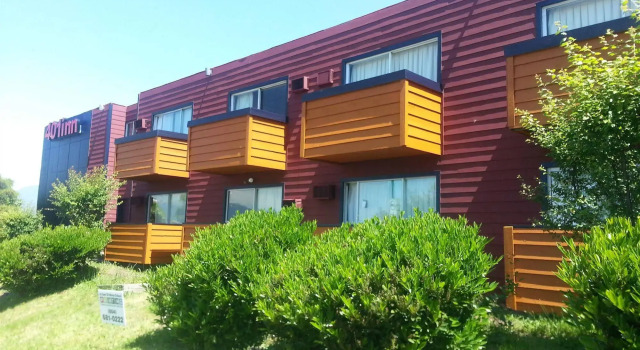 Coast Metro Vancouver Hotel