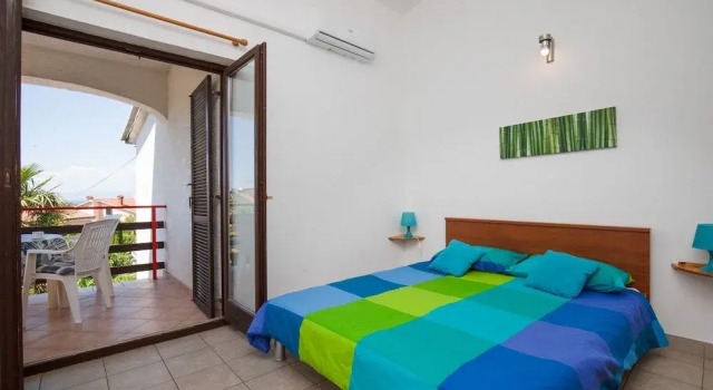 Apartman Brankica 3 Island Krk, Prenota Appartamento Hotel a Isole Quarnerine con parcheggio, Parcheggio
