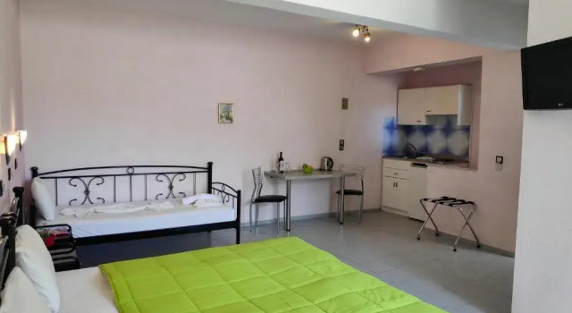 Трёхместный номер Standard Цокольный этаж Evelin hotel