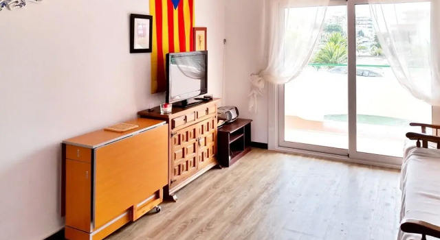 Apartment With 2 Bedrooms in Roses, With Pool Access and Balcony - 1 k