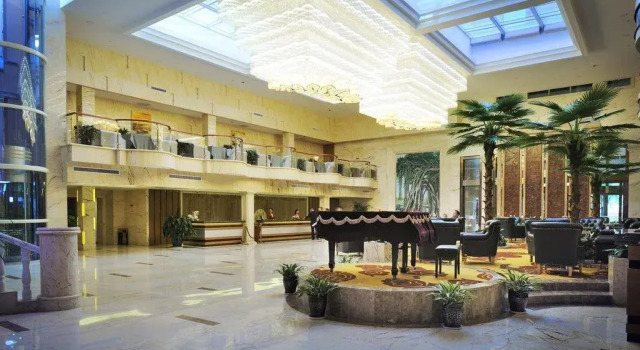 Xi'an Hua Rong International Hotel, Забронировать Отель Бэйлинь Сиань, рядом с Сианьский университет Цзяотун