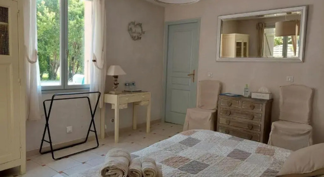 Mas des Cigognes, Rezervasyon Otel Vaucluse otoparklı oteller, Otopark