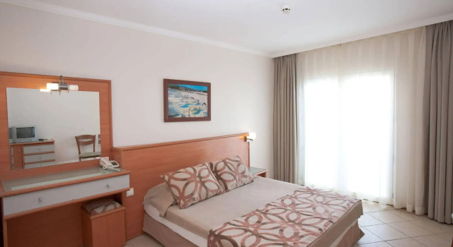 Royal Palm Beach Hotel, Rezervovat Hotel Hotely v Mugla s parkováním, Parkování