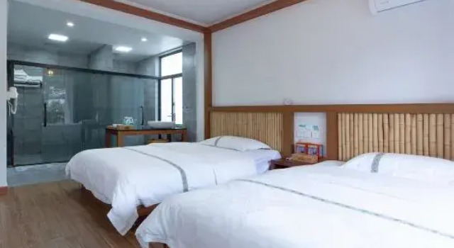 Люкс Zhulin Youju Hostel