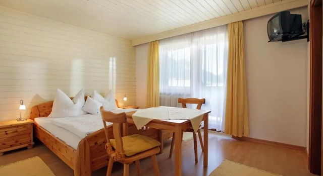 Pension Schipflinger Itter, Rezerwuj Hotel Hotele w Tyrol z parkingiem, Parking