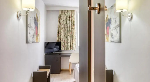 Номер Standard Hotel Marina