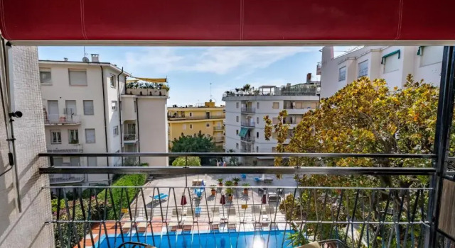 Трёхместный номер Standard с видом на бассейн Hotel Principe