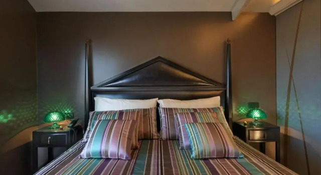 Полулюкс The Glam Boutique Hotel & Apt