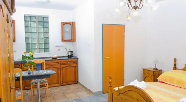 Samson Apartment