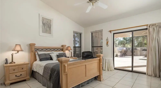 Desert Hills Paradise 5 Br By Casago, Varaa Hotelli New River Arizona