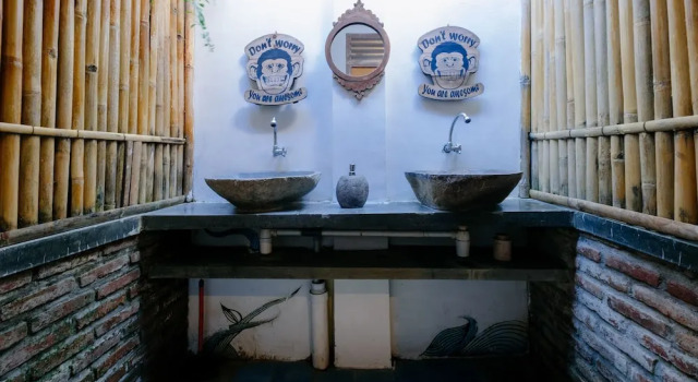 Кровать в общем номере (женский номер) Good Karma Yogyakarta