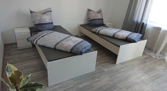 Ferienwohnung Sandner, Rezerwuj Hotel Nuedlingen Rhön