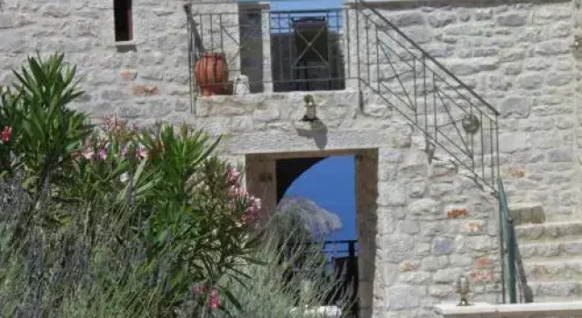 Althea Village, Varaa Hotelli Areopoli 
