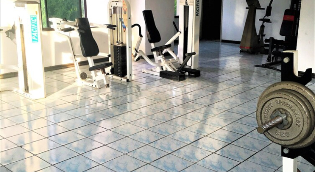 Апартаменты Spacious 2-bedroom Family Condo With Pool View 10th Floor, Angket Hip Residenc