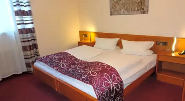 Hotel & Weinstube Restaurant Filling, Забронировать Отель Франкенталь Pfalz, рядом с CongressForum Frankenthal