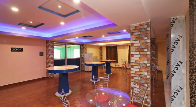 OYO Flagship 29569 Hotel Bodhraj Inn, Rezerwuj Hotel Hotele w Ranchi z parkingiem, Parking