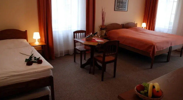 Hotel Karlin, Book Hotel Billige hoteller i Prague 08