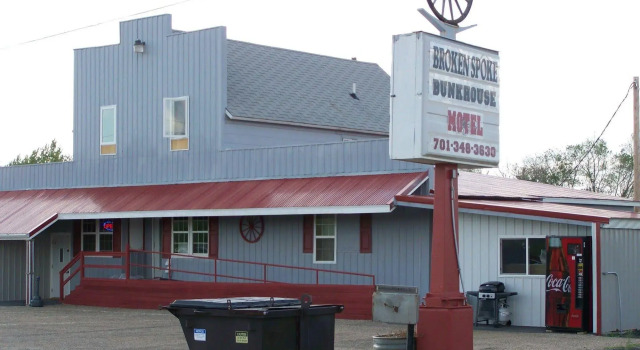 Broken Spoke Bunkhouse Motel, Reserva ahora Motel Glen Ullin Dakota del Norte