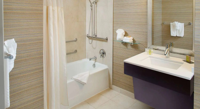 Номер Standard DoubleTree by Hilton Baltimore - BWI Airport
