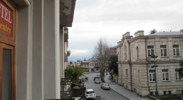 Трёхместный номер Standard с балконом Hostel City Center