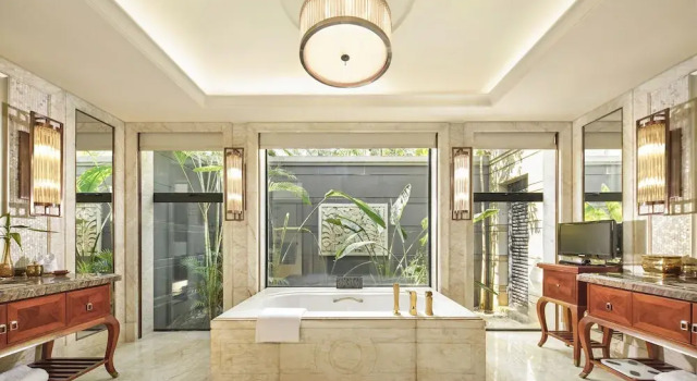 Вилла рядом с пляжем Wanda Reign Resort & Villa Haitang Bay
