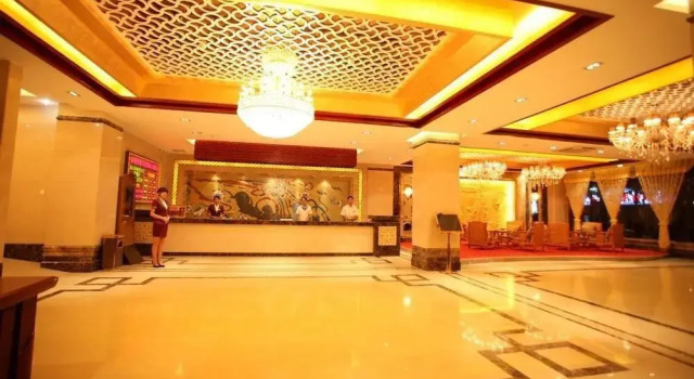 Tianrun International Hotel, Reservar Hotel Hotéis em Jiuquan com estacionamento, Estacionamento