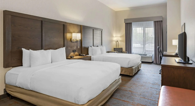 Четырёхместный номер Standard Comfort Inn & Suites Brighton Denver NE Medical Center