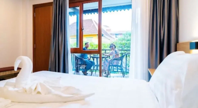 New Champa Boutique Hotel, Rezerwuj Boutique Hotel Hotele w Prowincja Wientian z basenem, Basen