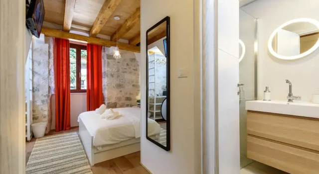 Номер Comfort Apartments & Rooms Tiramola - Old Town