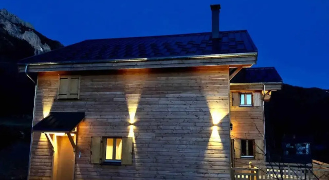 Chalet with 4 Bedrooms in Valdeblore, with Furnished Garden And Wifi, Varaa Mökki Valdeblore 