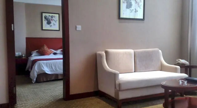 Jingxi Hotel, Rezervovat Hotel Hotely v Yixing s parkováním, Parkování