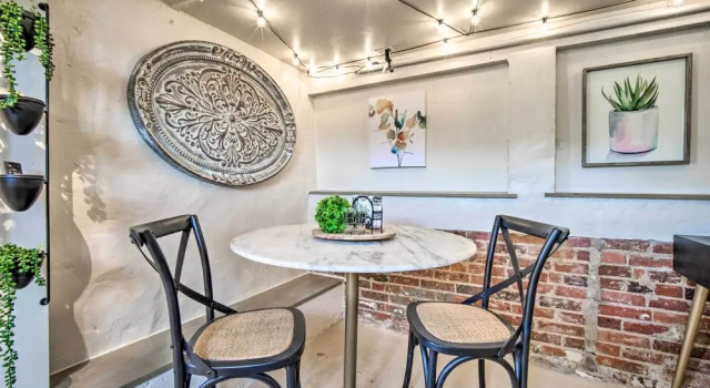 Cozy El Paso Studio w/ Patio ~ 5 Mi to Utep!, จอง โรงแรม เอลแพโซ เทกซัส