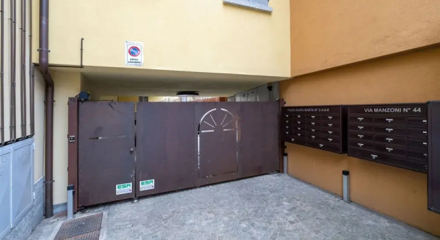 Comfy Apartment in Bellano by Wonderful Italy, Book Apartment Hotels in Bellano with Parking, Parking