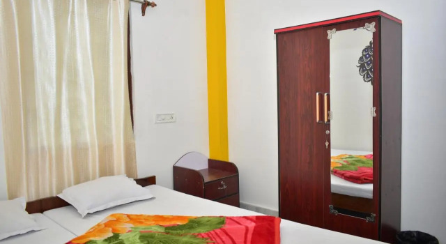 Binay chapa homestay in jaldapara, Réserver Hôtel Uttar Madarihat West Bengal