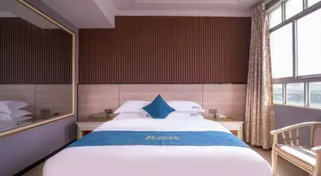 Люкс Deluxe 31 TIME HOTEL Time Hotel